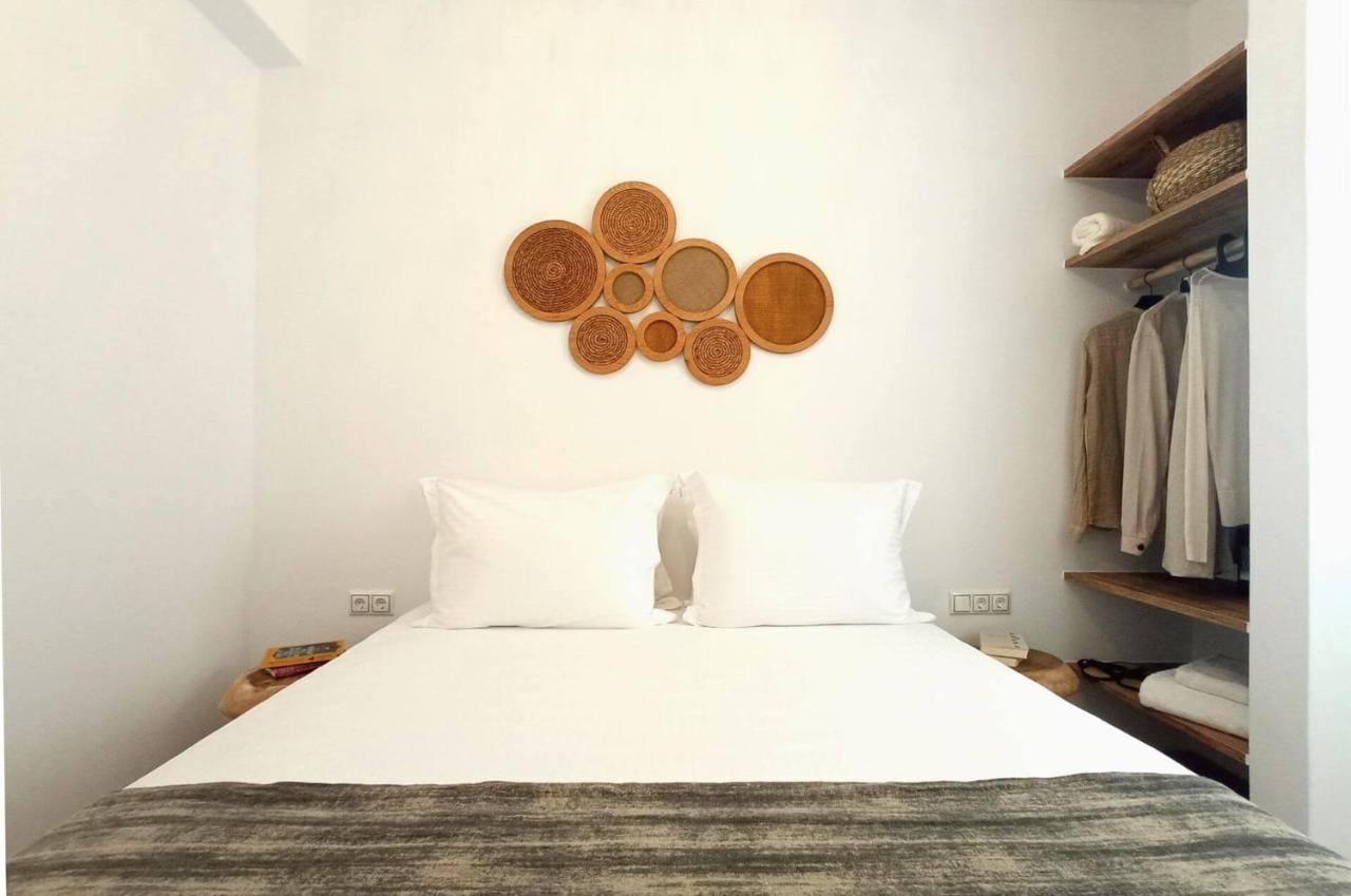 Beach Apartment Thalia With Hot Tub And Sea View Agios Prokopios  Bagian luar foto